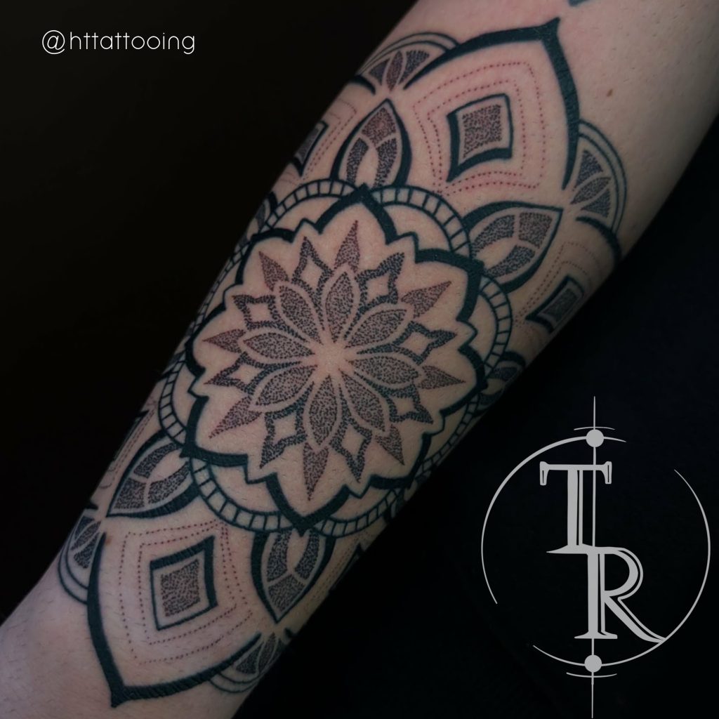 Blackwork tattoo portfolio Chesterfield example from Tabula Rasa Tattoo Studio